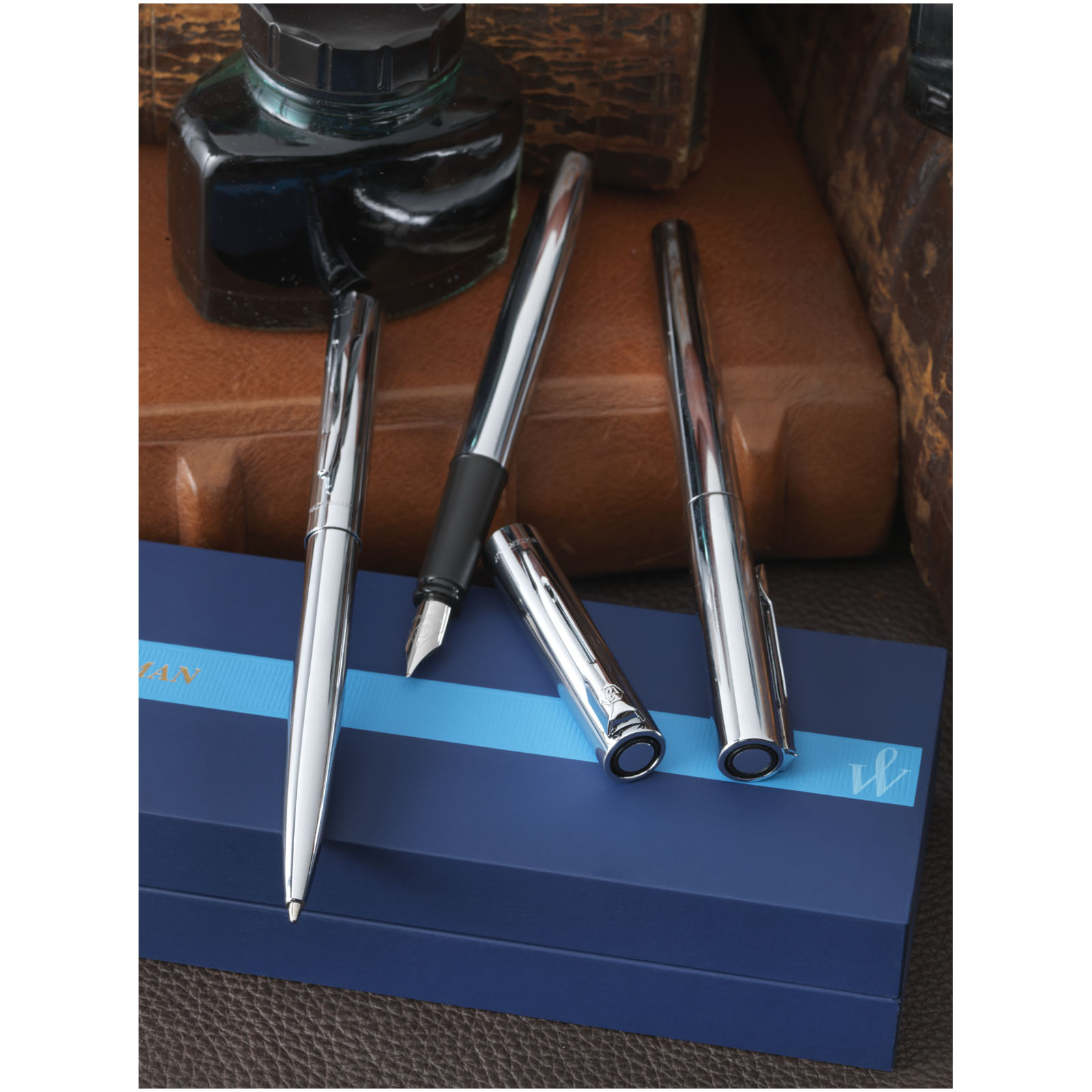 Waterman Graduate Tintenroller (schwarze Mine) chrom