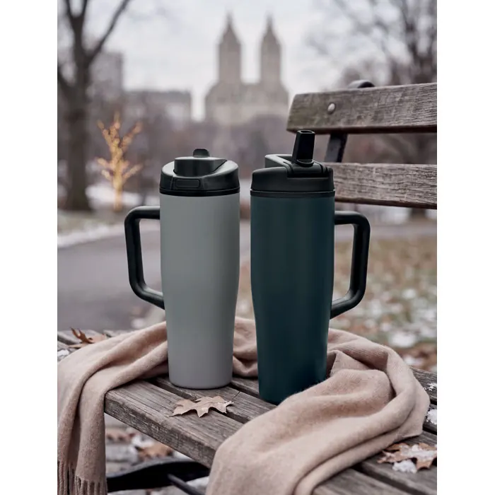 Doppelwandiger Becher 900ml