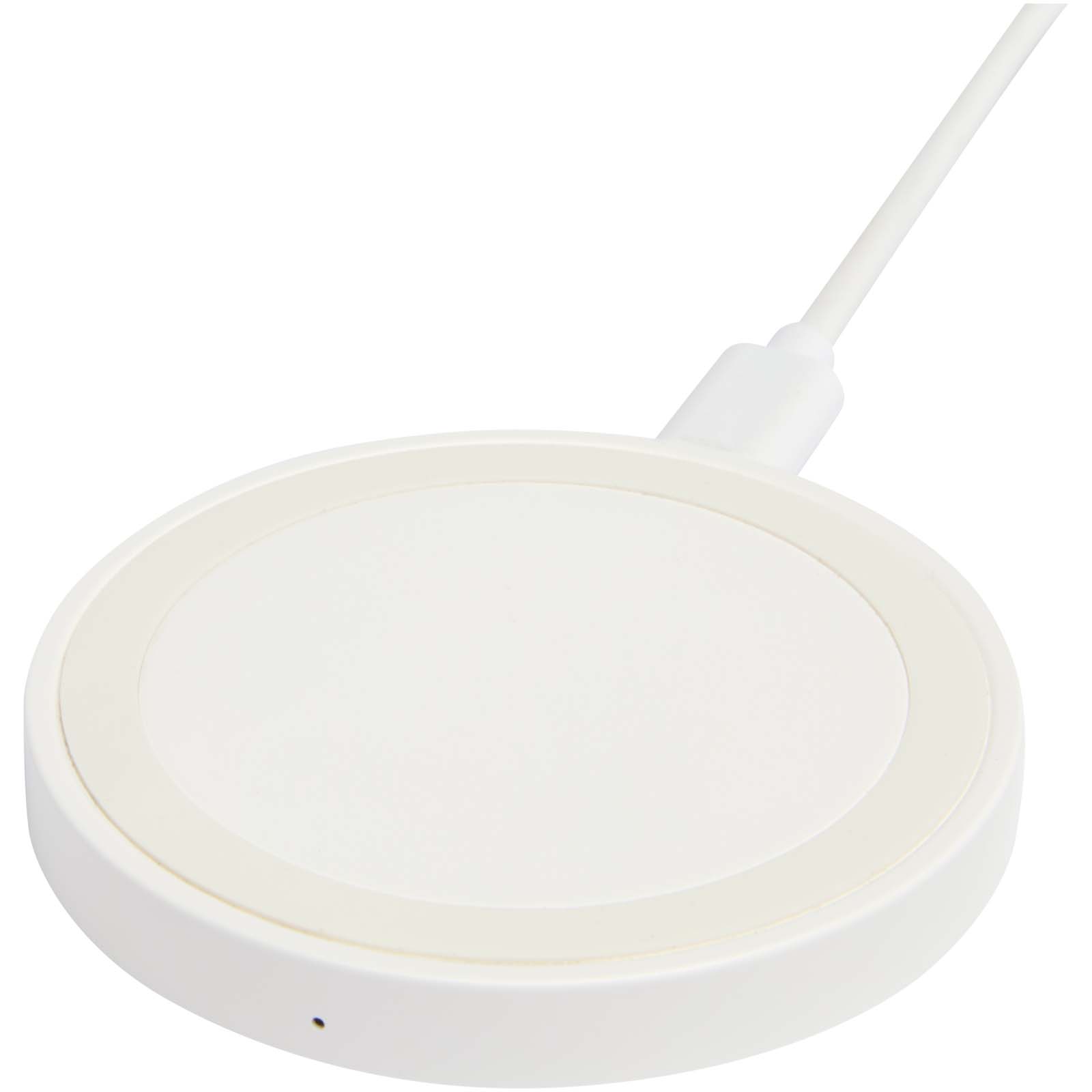 Freal 15W Kabelloses Ladepad aus recyceltem Kunststoff weiss