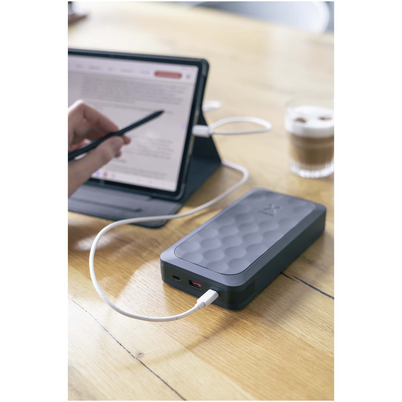 Xtorm FS520 Fuel-Serie 20.000 mAh 35 W Powerbank mitternachtsschwarz