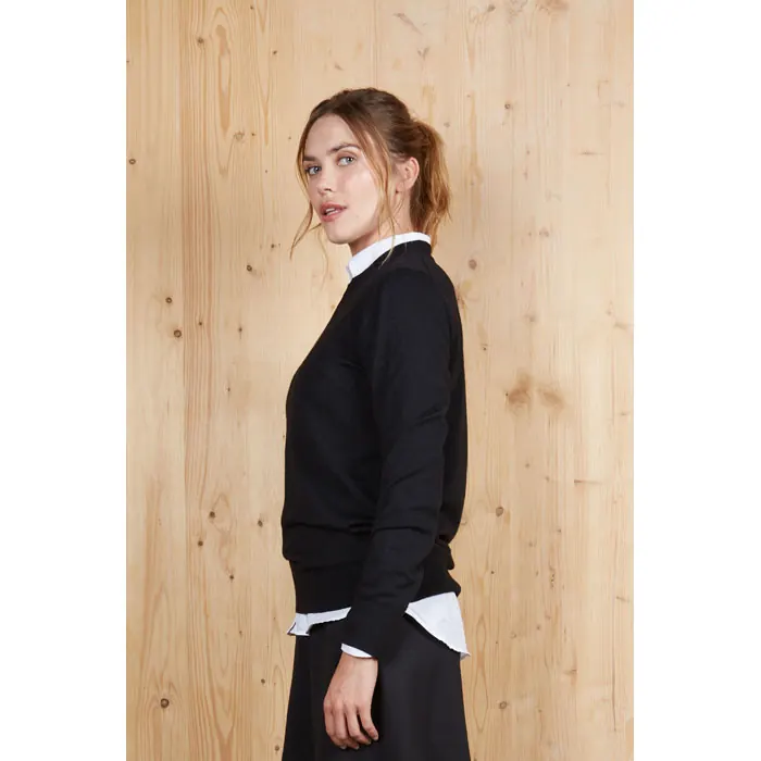 STUART WOMEN SWEATER