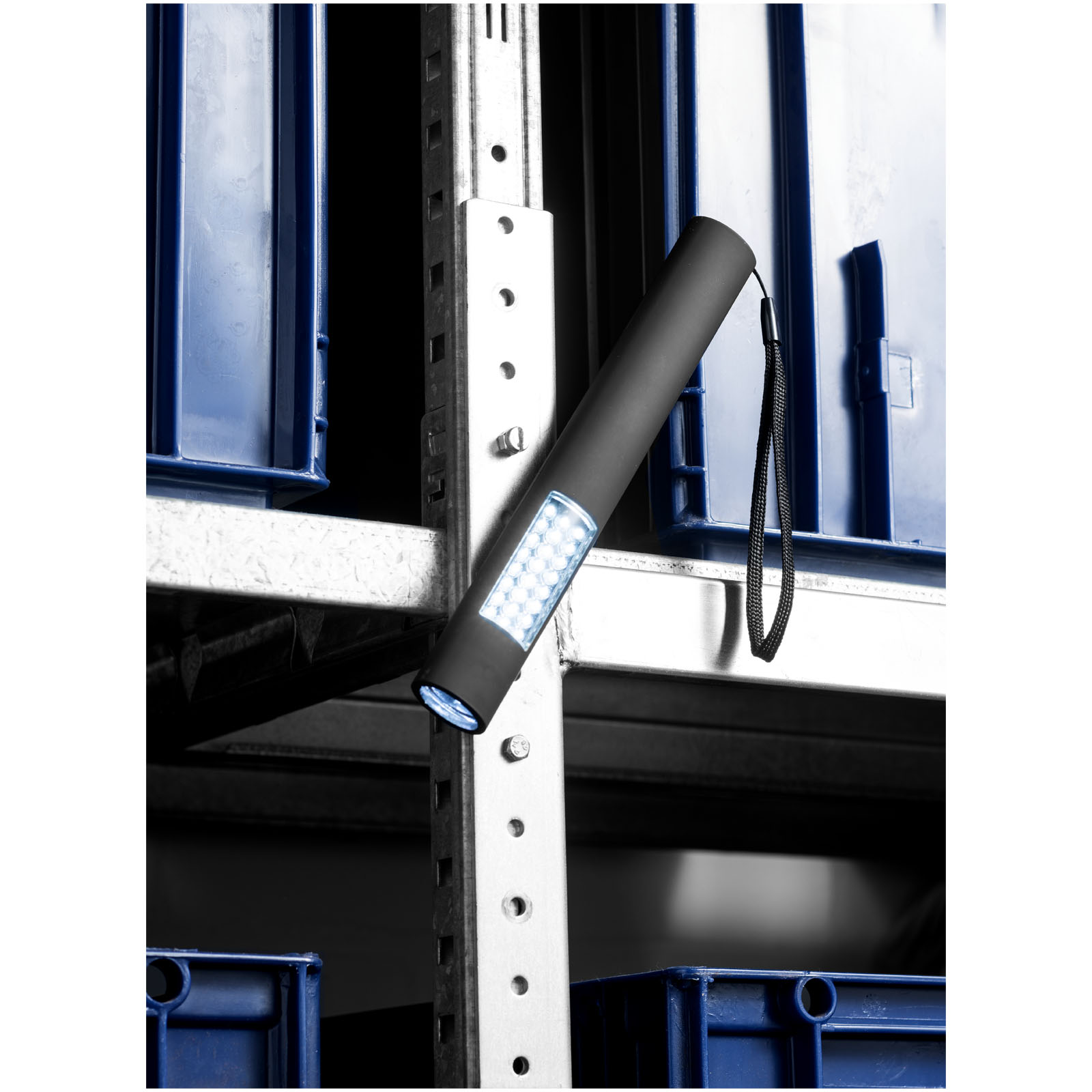 Lutz Magnet Taschenlampe mit 28 LEDs schwarz
