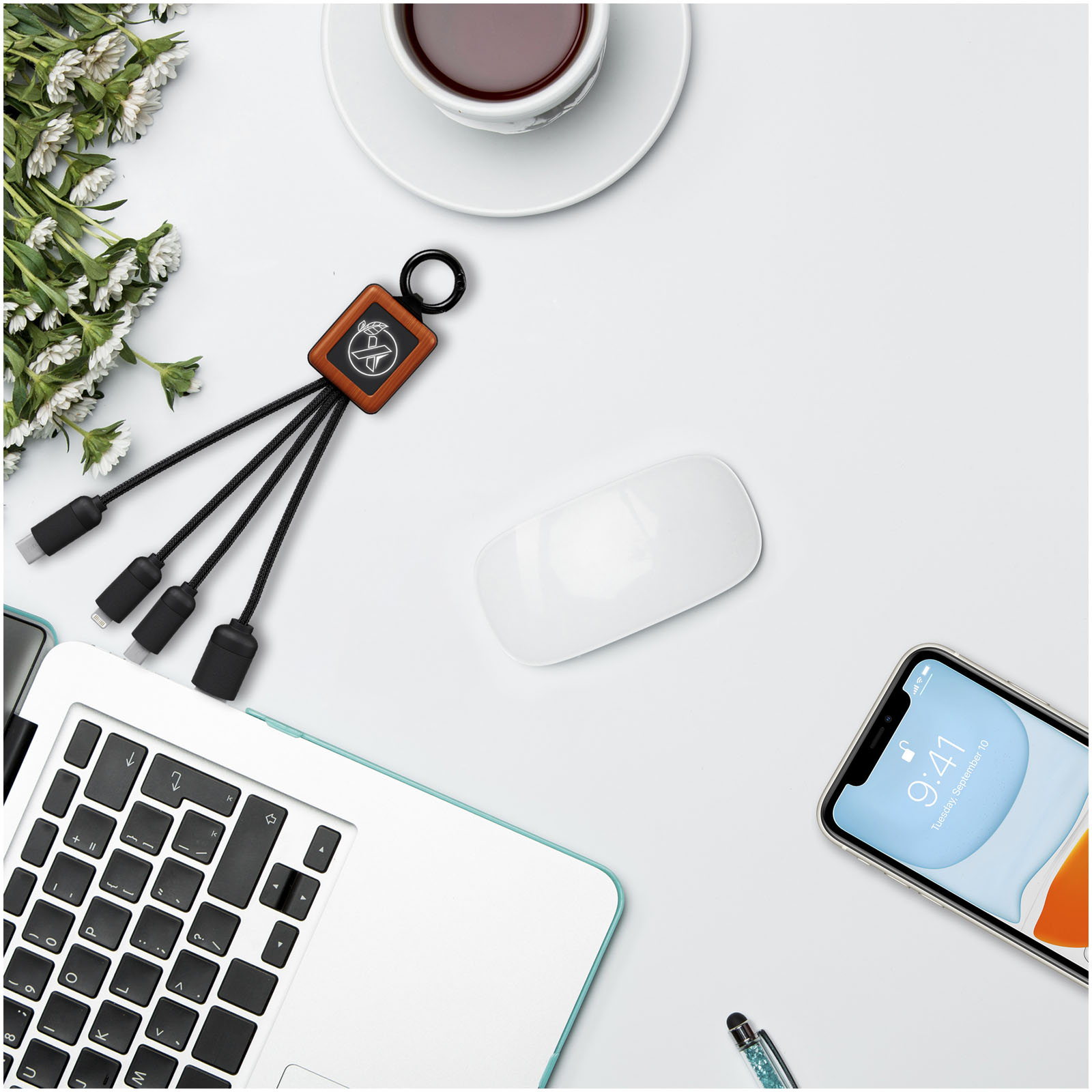 SCX.design C19 20W Easy to Use Kabel aus Holz mit Leuchtlogo holz, schwarz