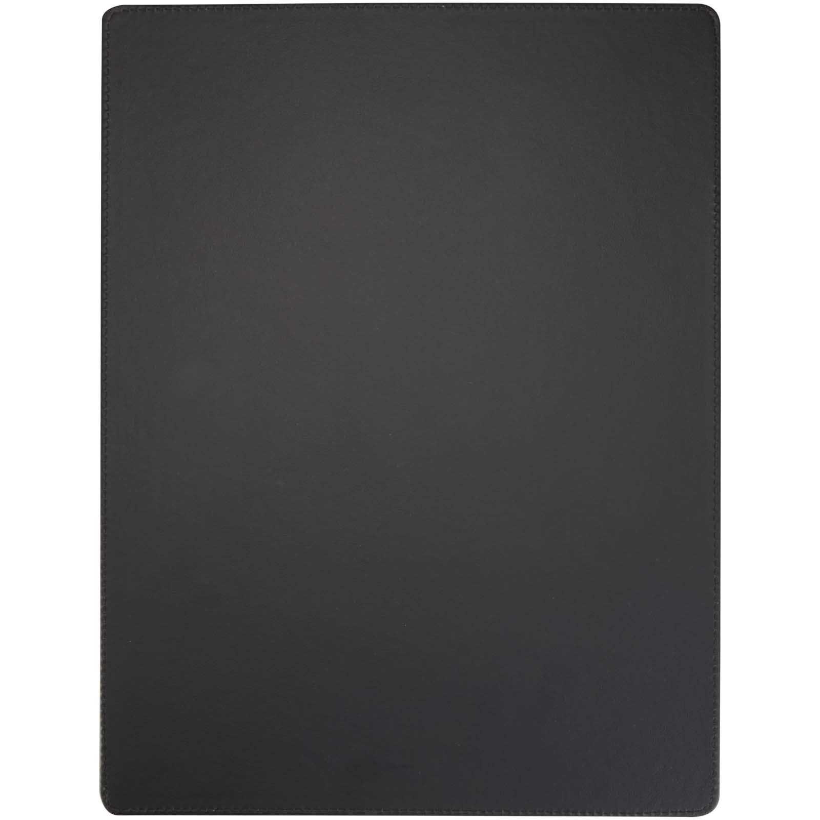 Clast A4 Klemmbrett mit Magnetverschluss und RCS recyceltem Kugelschreiber (schwarze Mine) schwarz