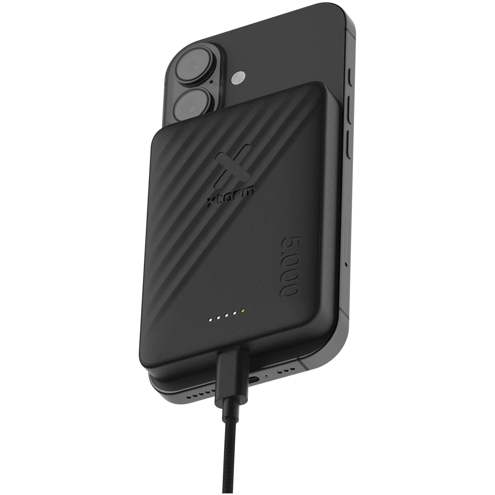 Xtorm Go2 15 W, 5000 mAh kabellose Powerbank schwarz