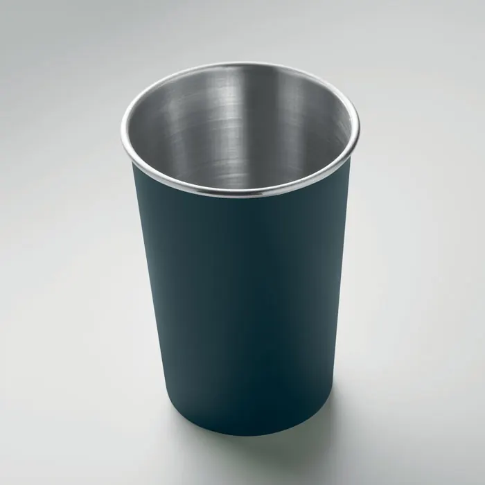 Becher recycelter Edelstahl