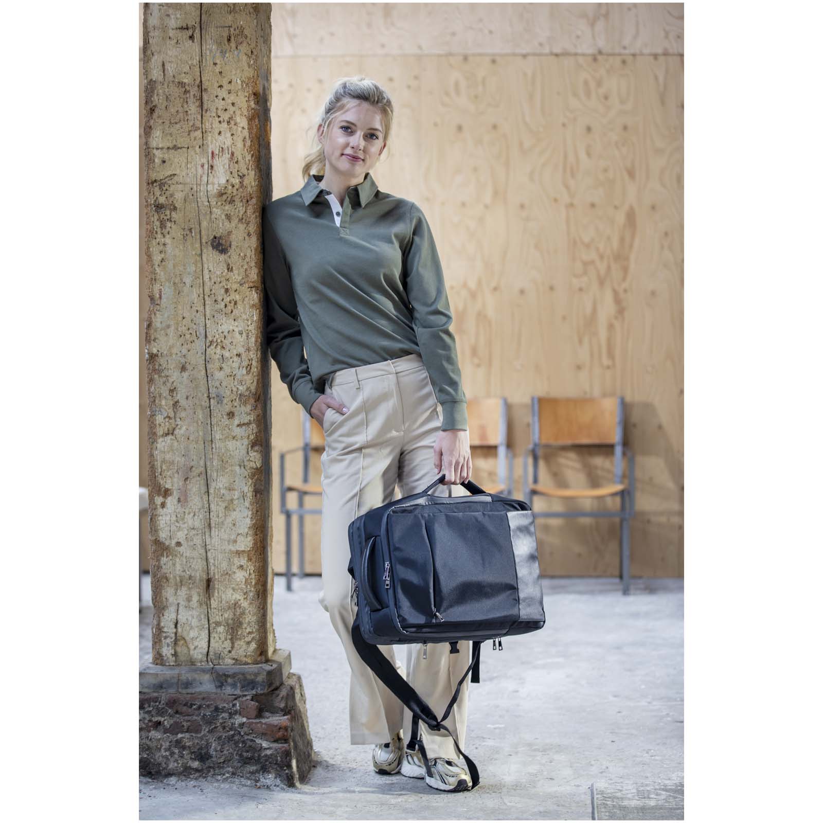 Expedition Pro 35L, 17" GRS recycelter erweiterbarer Laptop-Rucksack schwarz