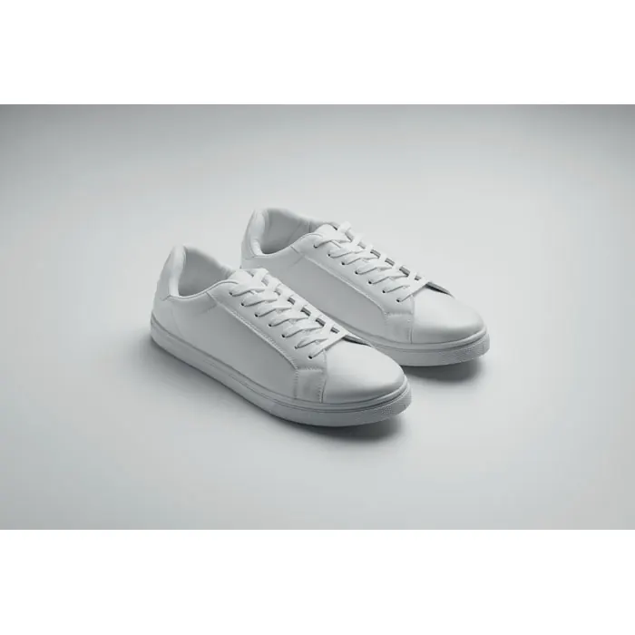 Sneakers aus PU 46