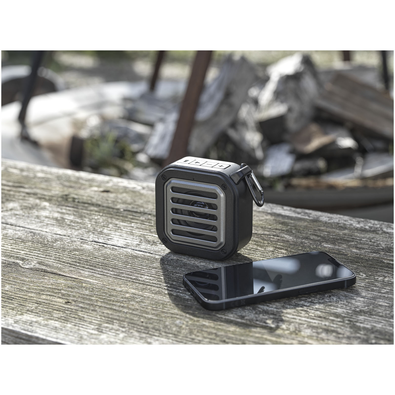Solo 3W IPX5 Solar Bluetooth®-Lautsprecher aus recyceltem RCS Kunststoff mit Karabinerhaken schwarz