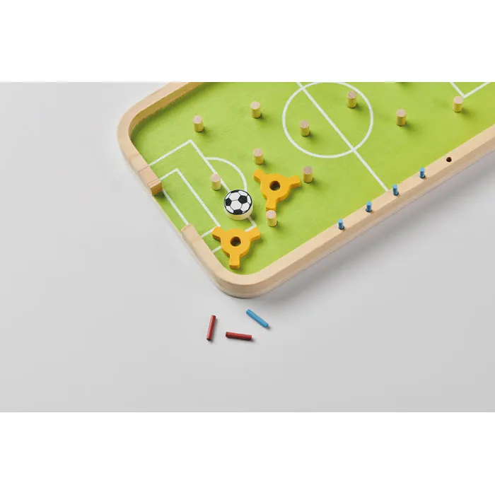 Fußballspiel aus Holz