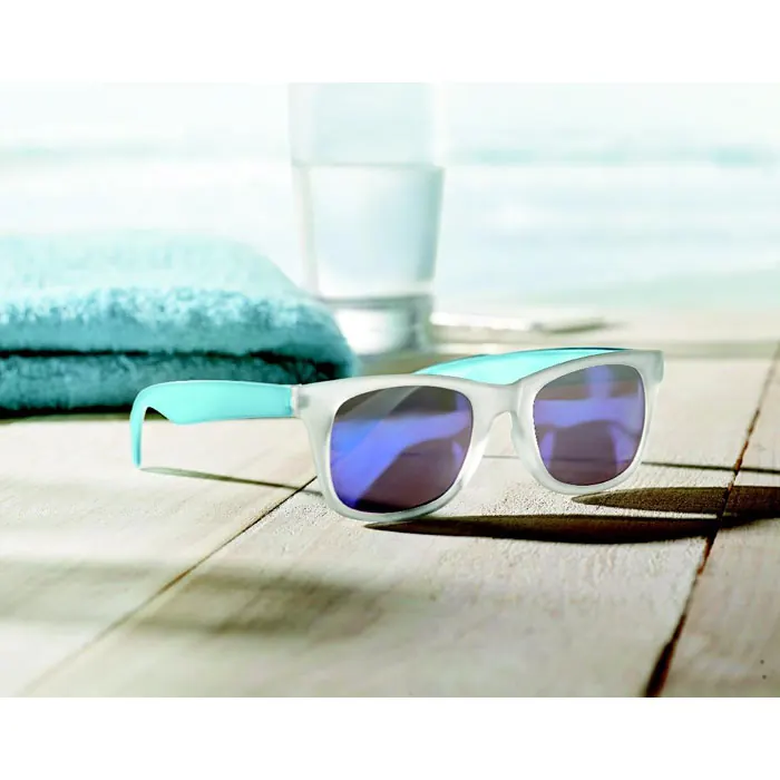 Verspiegelte Sonnenbrille