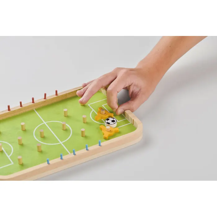 Fußballspiel aus Holz