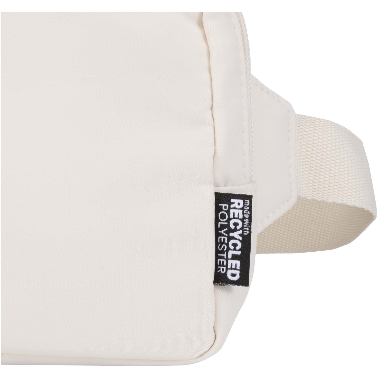 Trip Aware™ Recycelte Reisetasche mit Schultergurt 1 L offwhite