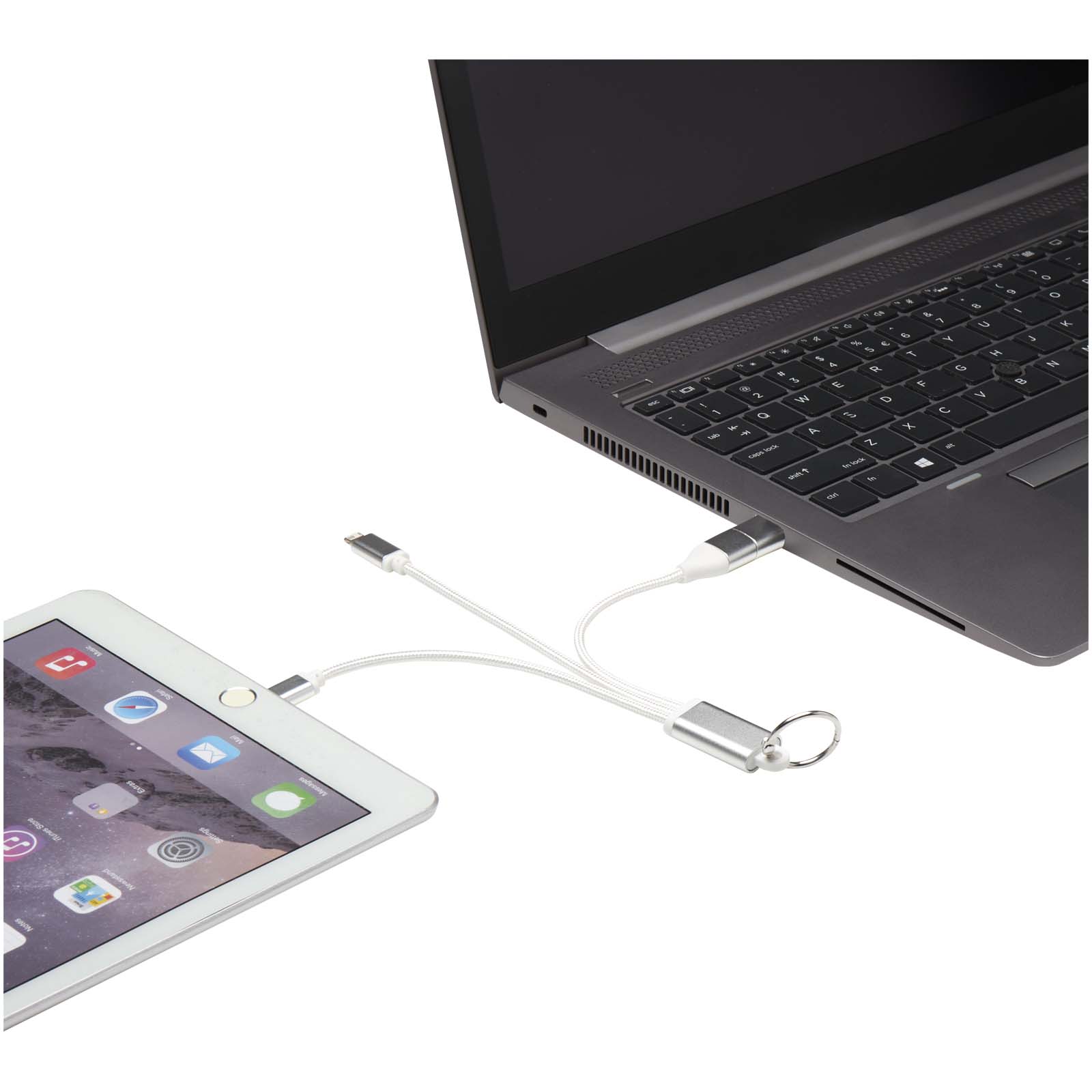 Metal 4-in-1 Ladekabel aus recyceltem Aluminium mit Schlüsselanhänger silber
