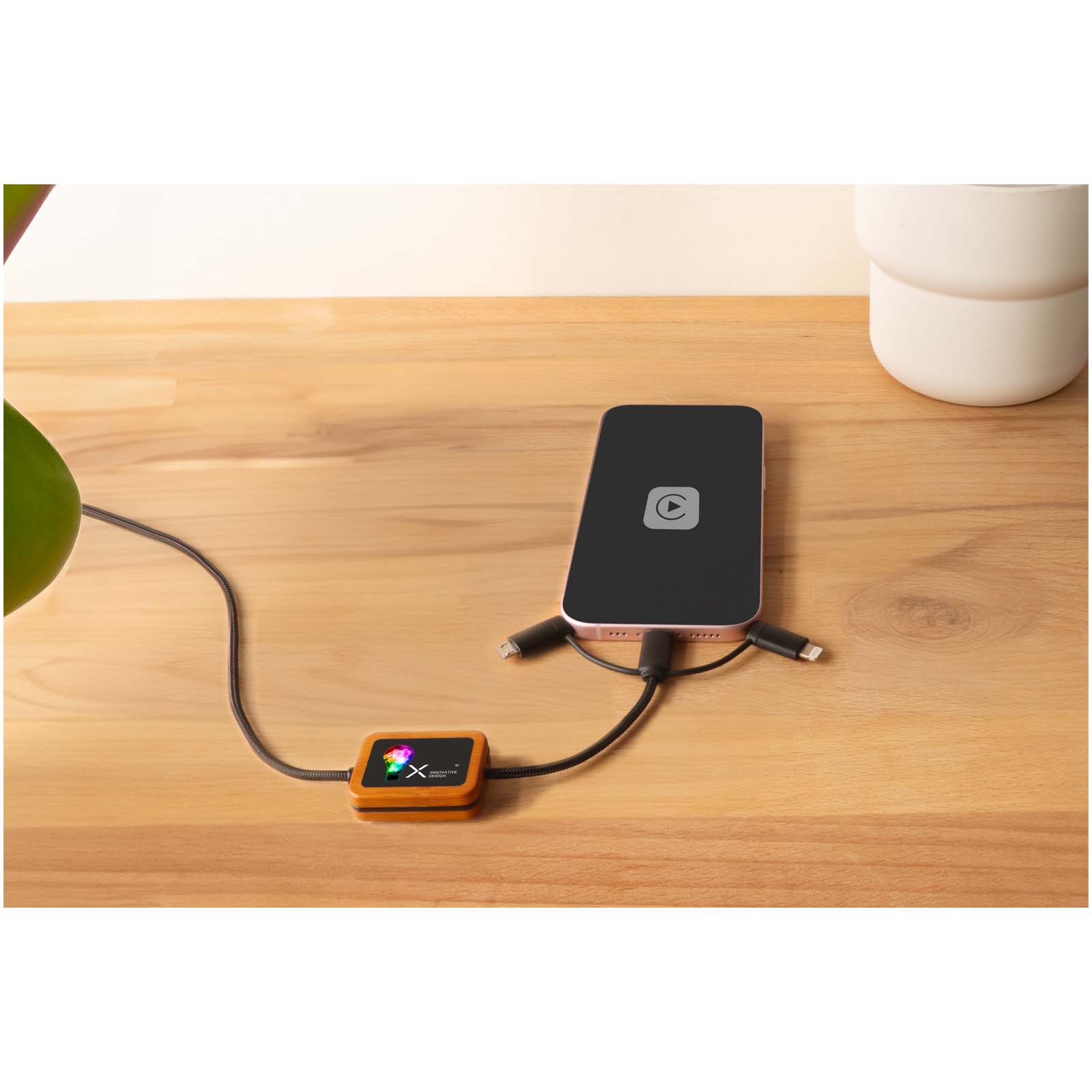 SCX.design C46 5-in-1 CarPlay-Kabel mit Leuchtlogo schwarz