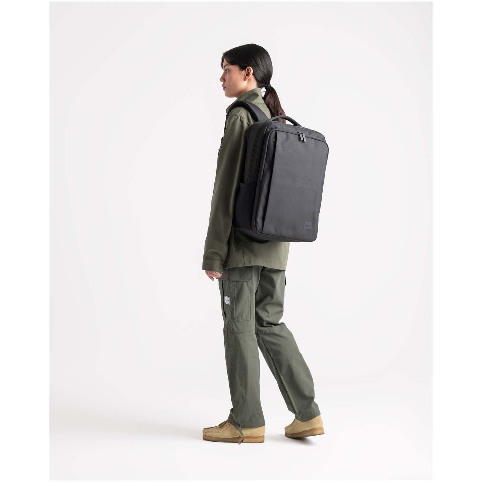 Herschel Kaslo Tech Rucksack aus recyceltem Material 30 l schwarz