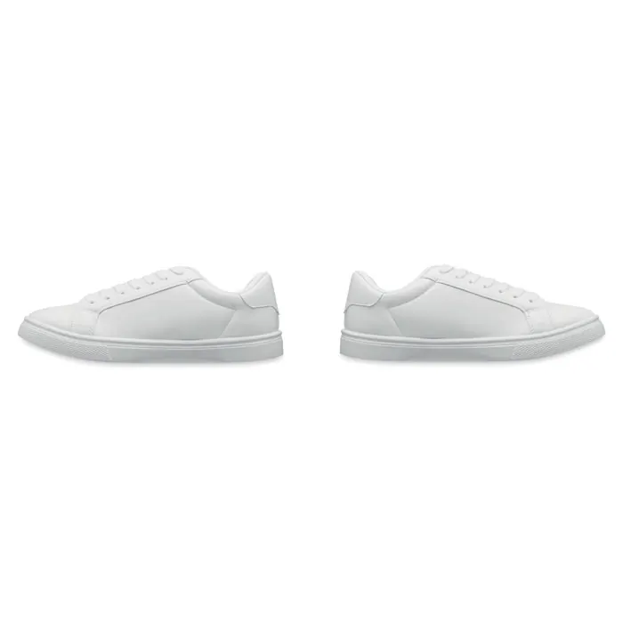 Sneakers aus PU 47