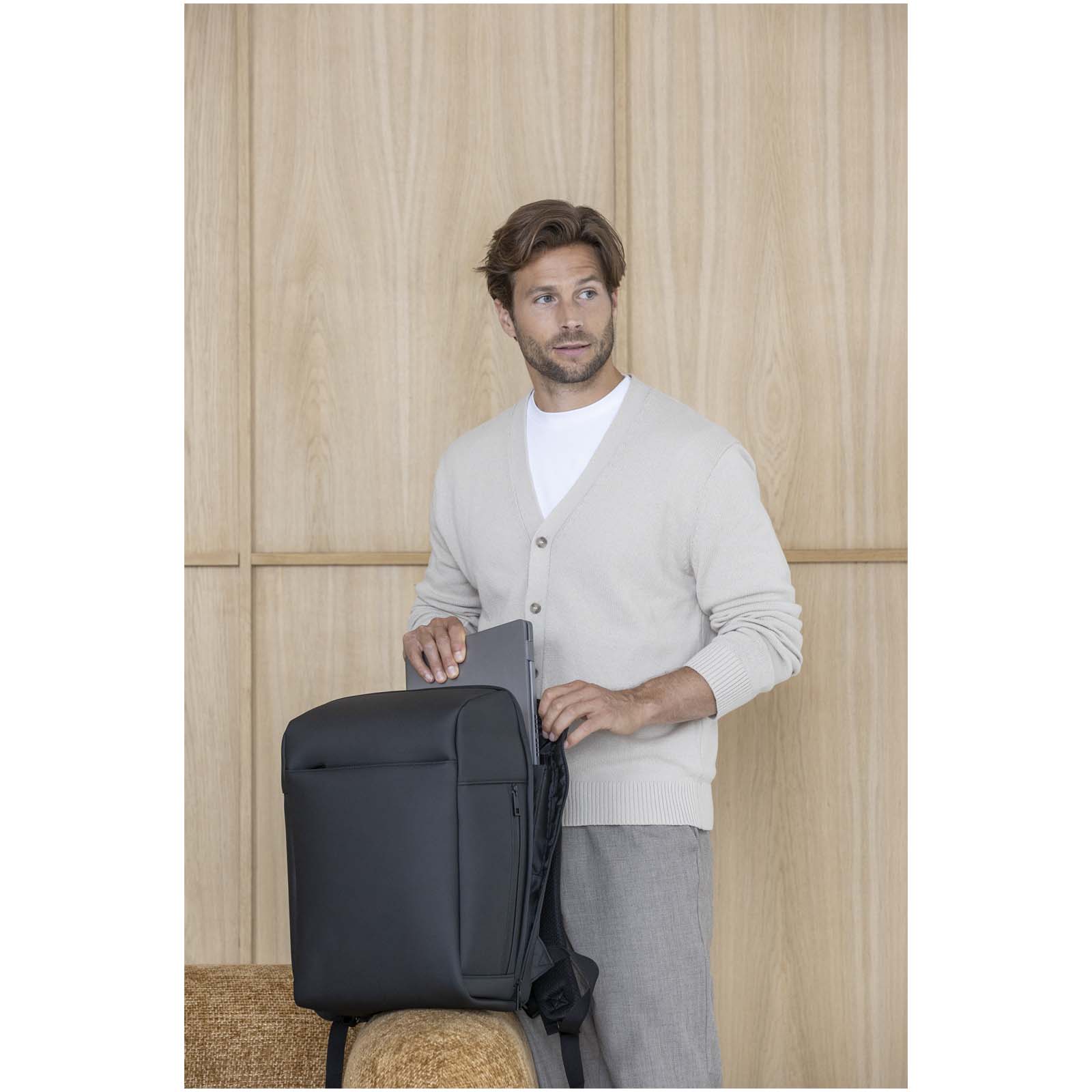 SMART 15" GRS Laptop-Rucksack aus recyceltem Material, 18 l