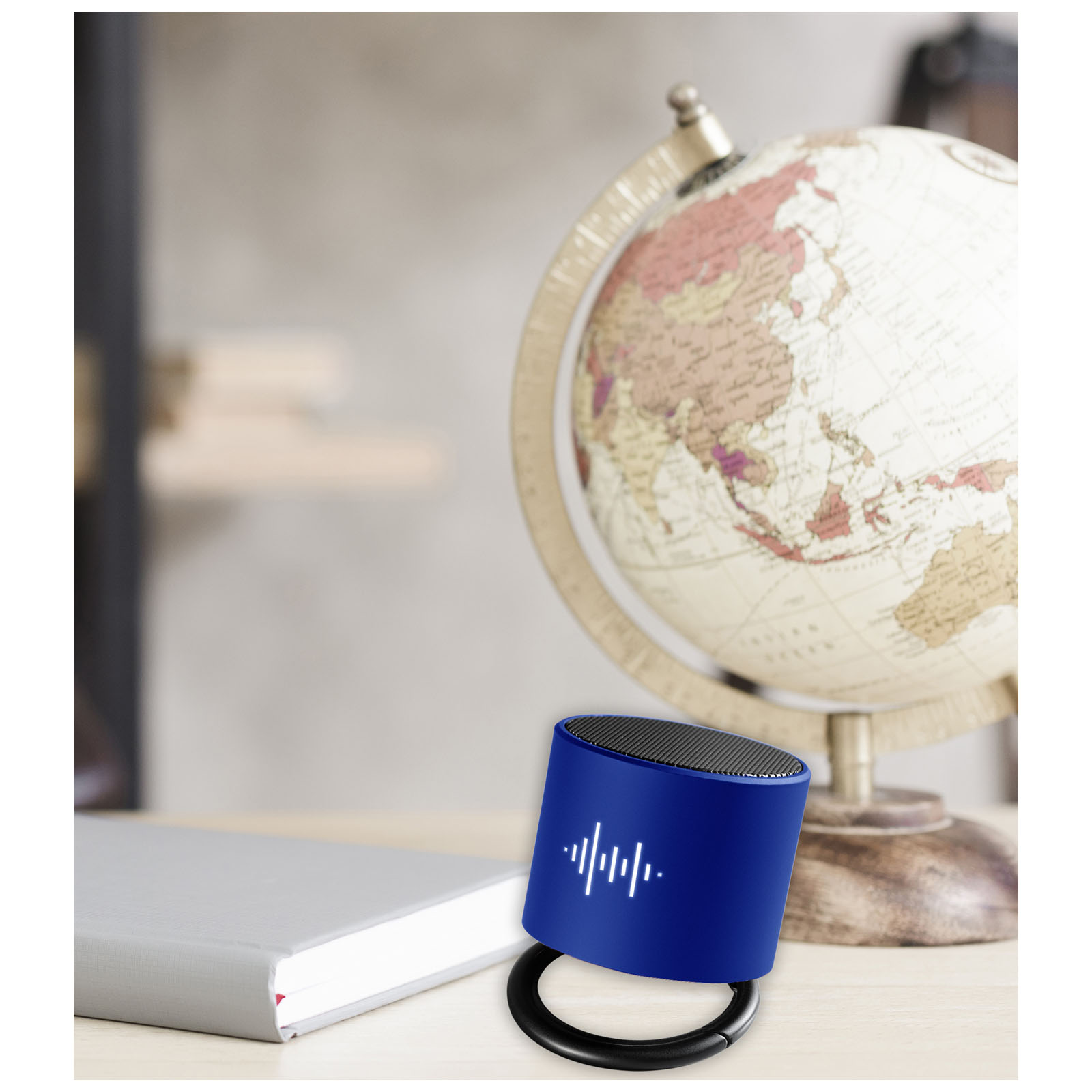 SCX.design S26 Lautsprecher Ring mit Leuchtlogo