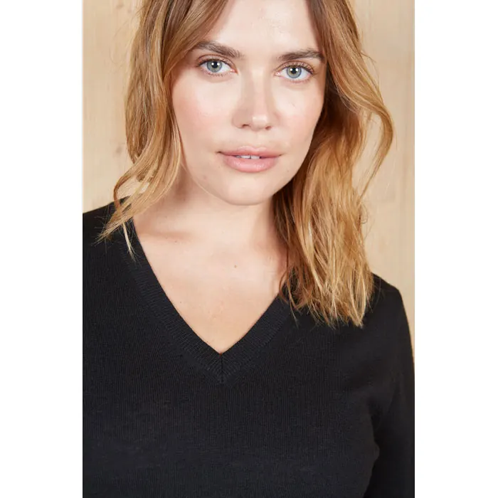 SULLIVAN WOMEN SWEATER
